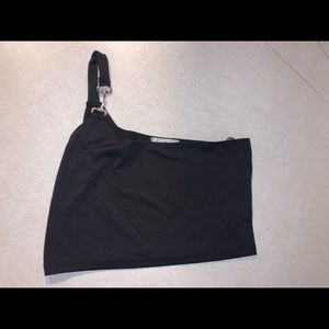 one shoulder crop top